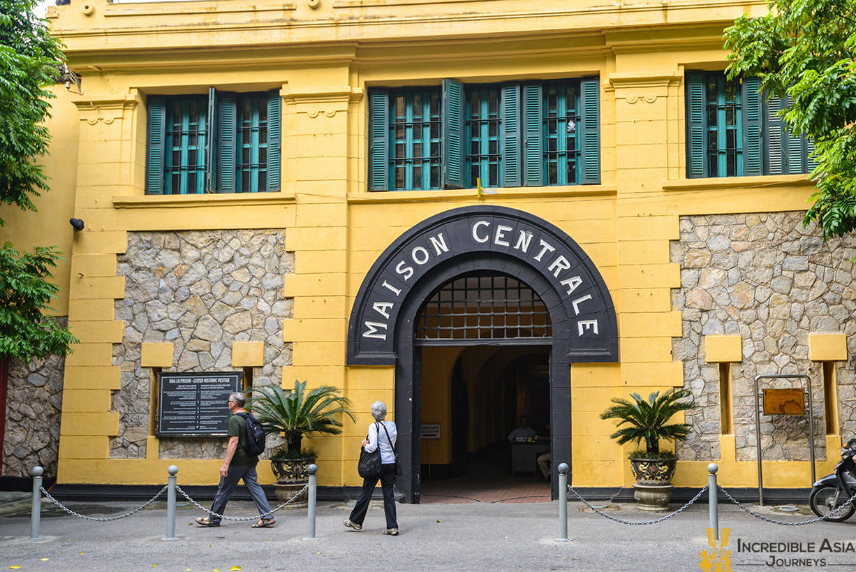 Hoa Lo prison museum